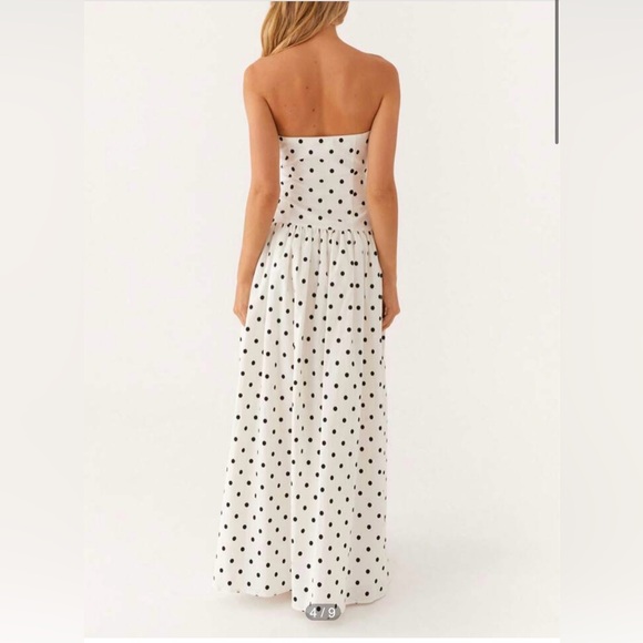 Elegant Polka Dot Strapless Maxi Dress - Picture 4 of 10